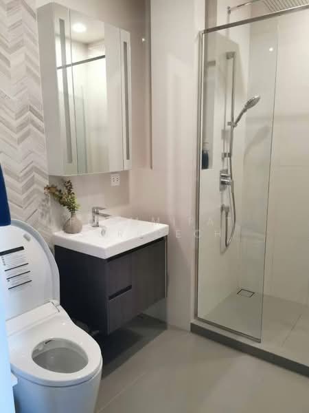 Oka Haus Sukhumvit 36, Bangkok, 3399 Rama 4 Road, Khong Tan, Khlong Toei, Bangkok, 1 Bedroom, 35 sqm, Condo For Rent, by Poommipat Suradech, 500474242 - DDproperty.com