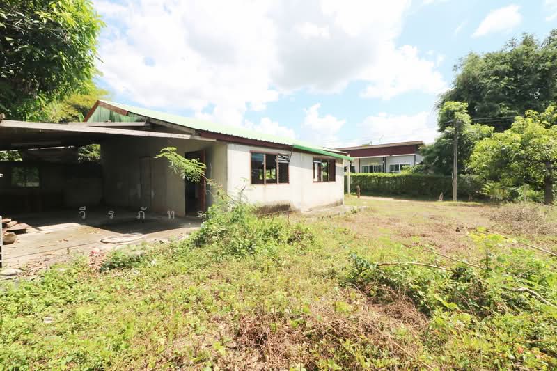 Renovator's Dream! Land & Home For Sale, Pa Kho, Udon Thani, Kut Chap, Udon Thani, 2 Bedrooms, 165 sqm, Single Detached House For Sale, by วีรภัทรา ดาร์เปอร์, 500474297 - DDproperty.com