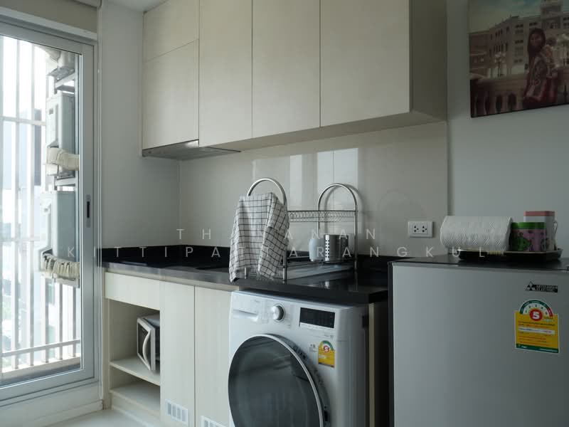 Rhythm Sathorn-Narathiwas, Bangkok, 651 Naradhiwas Rajanagarindra Road, Thung Maha Mek, Sathon, Bangkok, 2 Bedrooms, 47 sqm, Condo For Rent, by Thananan Kittipattarangkul, 500474322 - DDproperty.com