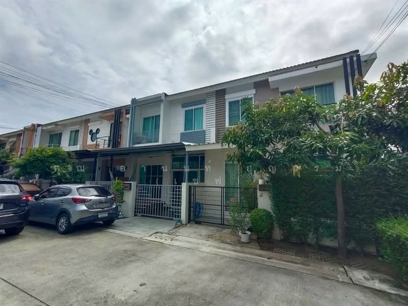 หมู่บ้านวิสต้า อเวนิว วัชรพล, Bangkok, Khlong Tanon, Sai Mai, Bangkok, 4 Bedrooms, 122 sqm, Townhouse For Sale, by คุณ อานนท์ บุญกรม (เซฟ), 500474336 - DDproperty.com