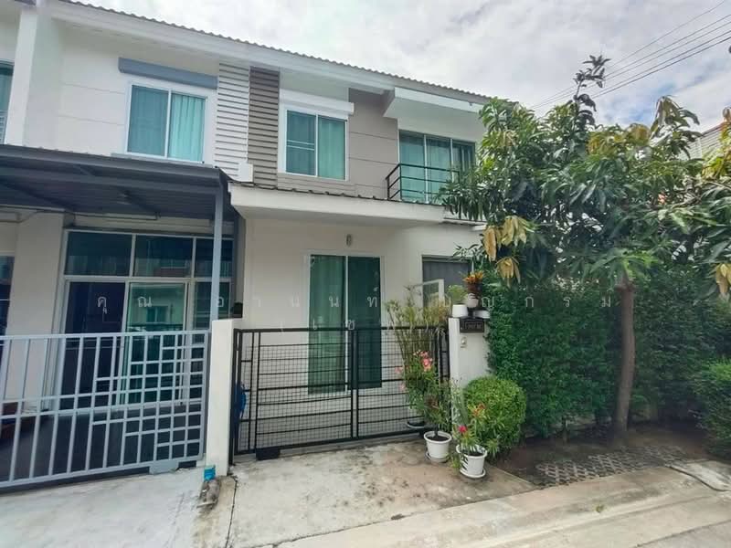 หมู่บ้านวิสต้า อเวนิว วัชรพล, Bangkok, Khlong Tanon, Sai Mai, Bangkok, 4 Bedrooms, 122 sqm, Townhouse For Sale, by คุณ อานนท์ บุญกรม (เซฟ), 500474336 - DDproperty.com