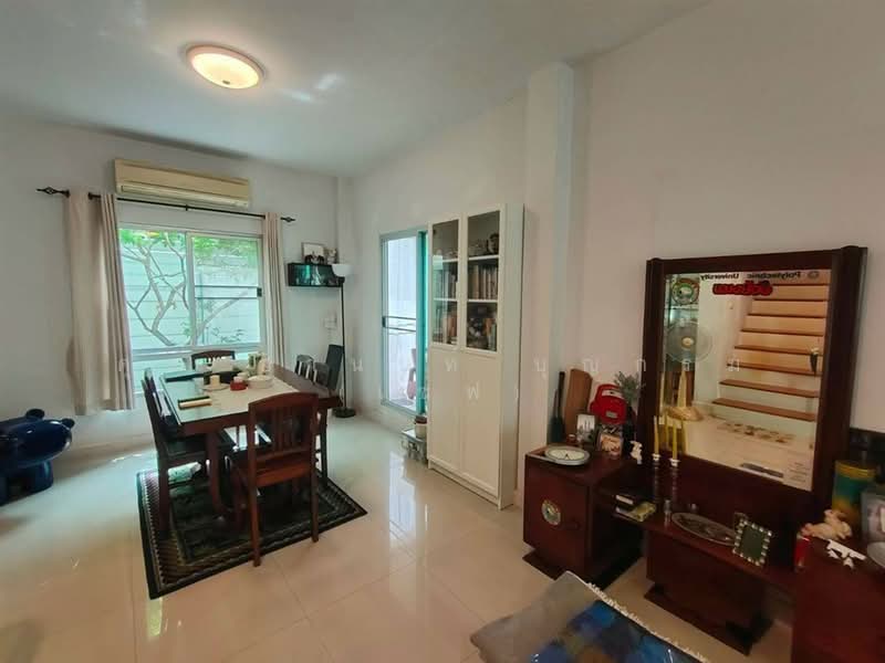 หมู่บ้านวิสต้า อเวนิว วัชรพล, กรุงเทพ, คลองถนน, สายไหม, กรุงเทพ, 122 ตร.ม., ทาวน์เฮ้าส์ ขาย, โดย คุณ อานนท์ บุญกรม (เซฟ), 500474336 - DDproperty.com