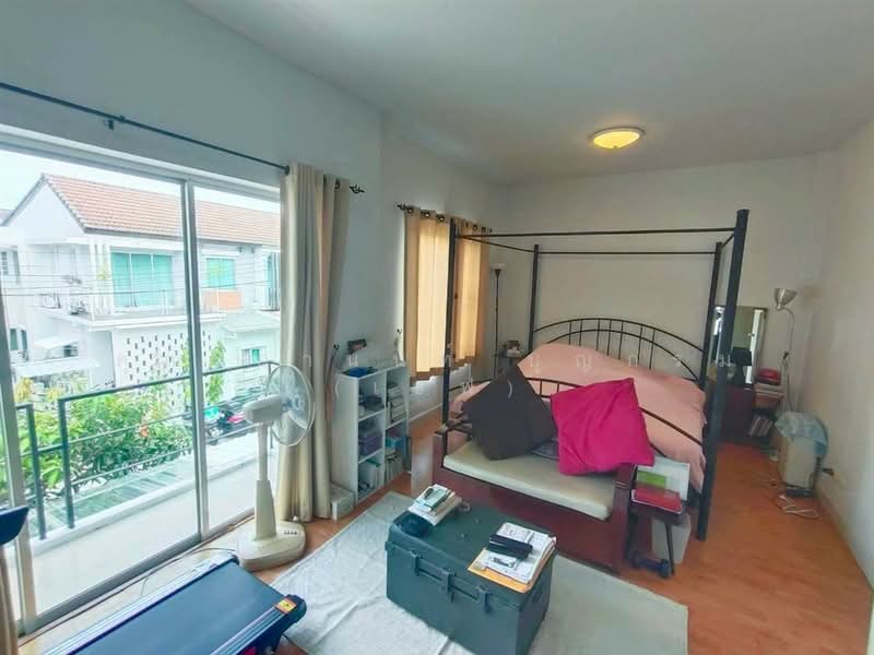 หมู่บ้านวิสต้า อเวนิว วัชรพล, Bangkok, Khlong Tanon, Sai Mai, Bangkok, 4 Bedrooms, 122 sqm, Townhouse For Sale, by คุณ อานนท์ บุญกรม (เซฟ), 500474336 - DDproperty.com