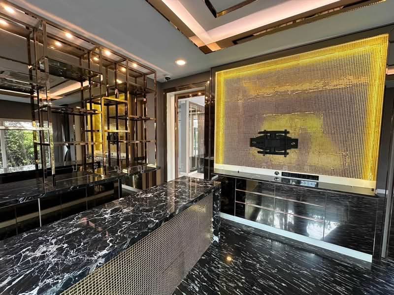 The Grand Pinklao, Bangkok, 594 Borommaratchachonnani Road, Sala Thammasop, Thawi Watthana, Bangkok, 3 Bedrooms, 400 sqm, Single Detached House For Sale, by ปริญญ์ จิรกุลกิตติ์, 500474338 - DDproperty.com
