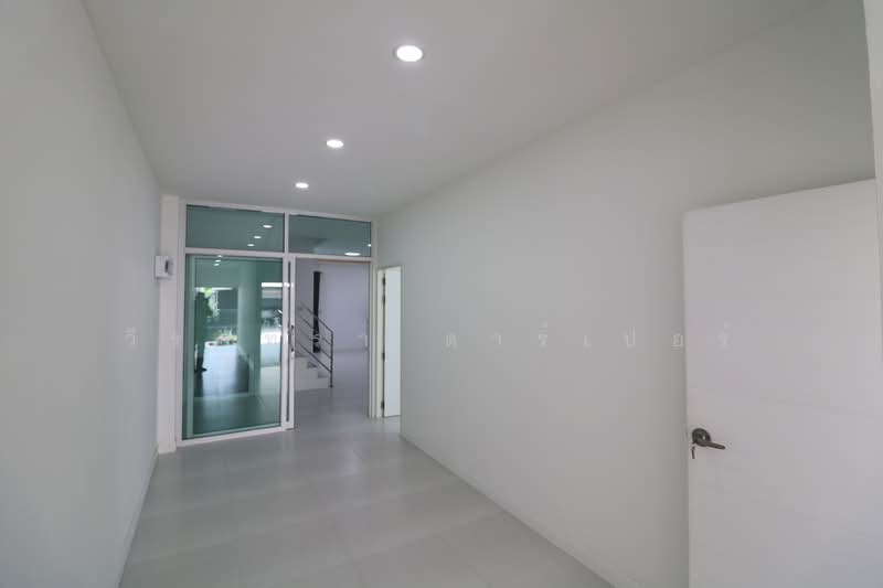 Wheelchair-Friendly 4-Bedroom House for Sale in Chum Phae, Khon Kaen, Chum Phae, Khon Kaen, 4 Bedrooms, 246 sqm, Single Detached House For Sale, by วีรภัทรา ดาร์เปอร์, 500474343 - DDproperty.com