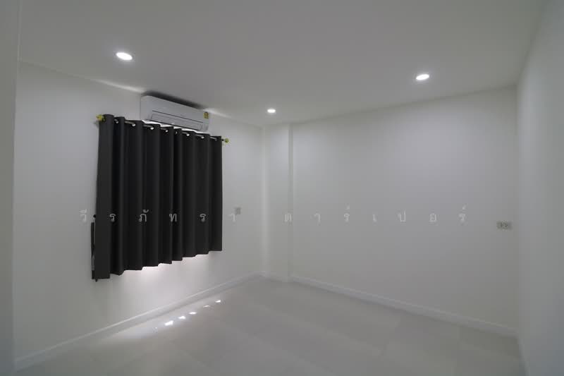 Wheelchair-Friendly 4-Bedroom House for Sale in Chum Phae, Khon Kaen, Chum Phae, Khon Kaen, 4 Bedrooms, 246 sqm, Single Detached House For Sale, by วีรภัทรา ดาร์เปอร์, 500474343 - DDproperty.com
