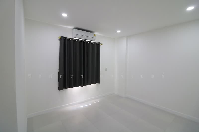 บ้านเดี่ยว 4 ห้องนอน รองรับวีลแชร์ ใจกลางชุมแพ ขอนแก่น, ขอนแก่น, ชุมแพ, ชุมแพ, ขอนแก่น, 246 ตร.ม., บ้านเดี่ยว ขาย, โดย วีรภัทรา ดาร์เปอร์, 500474343 - DDproperty.com
