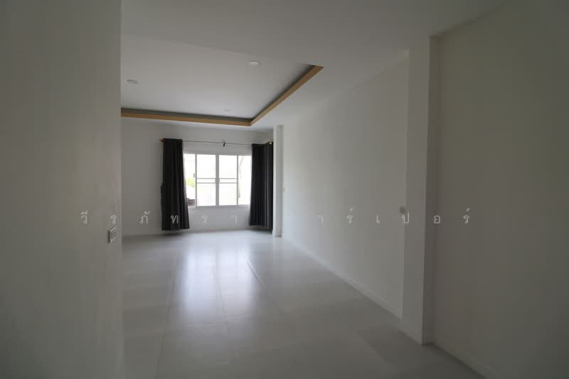 Wheelchair-Friendly 4-Bedroom House for Sale in Chum Phae, Khon Kaen, Chum Phae, Khon Kaen, 4 Bedrooms, 246 sqm, Single Detached House For Sale, by วีรภัทรา ดาร์เปอร์, 500474343 - DDproperty.com