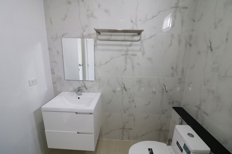 บ้านเดี่ยว 4 ห้องนอน รองรับวีลแชร์ ใจกลางชุมแพ ขอนแก่น, ขอนแก่น, ชุมแพ, ชุมแพ, ขอนแก่น, 246 ตร.ม., บ้านเดี่ยว ขาย, โดย วีรภัทรา ดาร์เปอร์, 500474343 - DDproperty.com