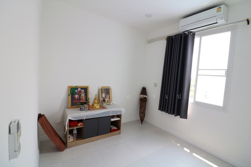 Wheelchair-Friendly 4-Bedroom House for Sale in Chum Phae, Khon Kaen, Chum Phae, Khon Kaen, 4 Bedrooms, 246 sqm, Single Detached House For Sale, by วีรภัทรา ดาร์เปอร์, 500474343 - DDproperty.com