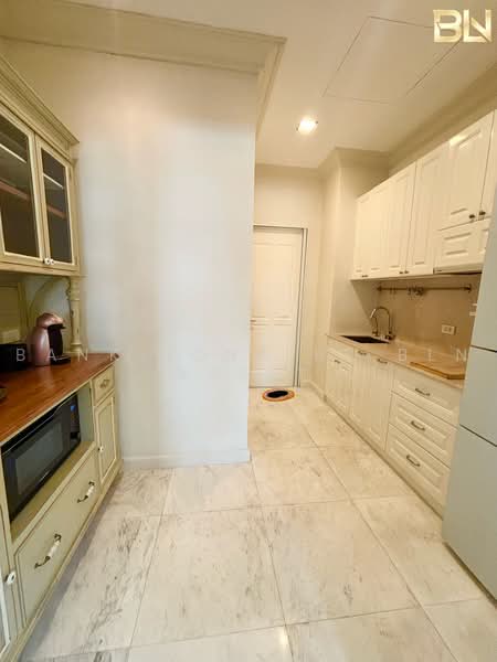 Garden Square Sukhumvit 77, Bangkok, Sukhumvit Road, Phra Kanong Nua, Watthana, Bangkok, 4 Bedrooms, 250 sqm, Townhouse For Rent, by BANKLIONAIRE BLN ASSET, 500474349 - DDproperty.com