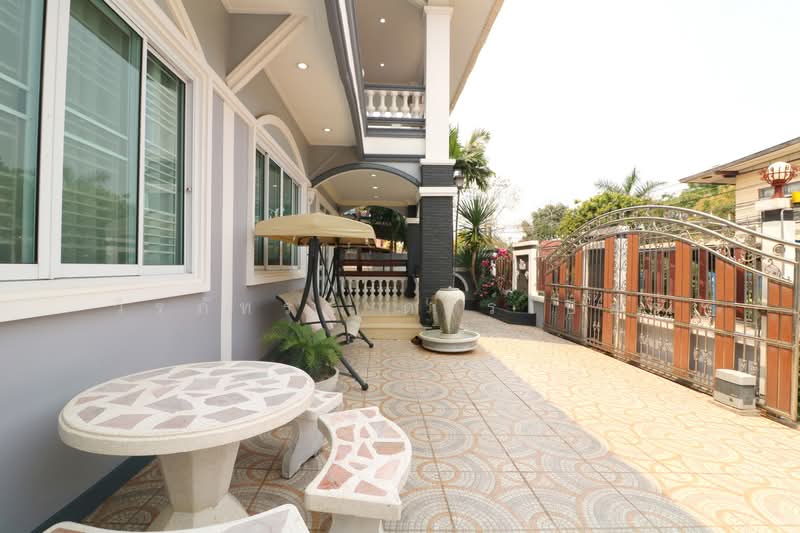 4 Bed 4 Bath Majestic Corner House for Sale in Udon Thani, Udon Thani, Mak Khaeng, Muang Udon Thani, Udon Thani, 4 Bedrooms, 225 sqm, Single Detached House For Sale, by วีรภัทรา ดาร์เปอร์, 500474385 - DDproperty.com