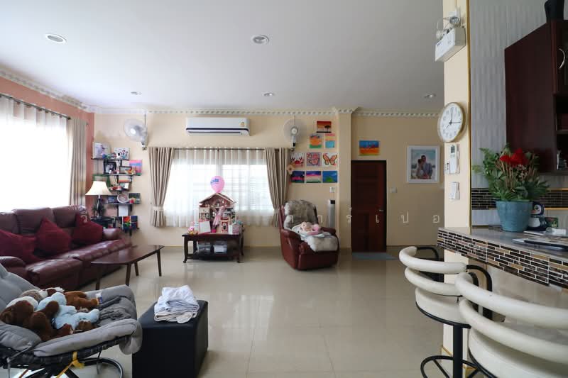 4 Bed 4 Bath Majestic Corner House for Sale in Udon Thani, Udon Thani, Mak Khaeng, Muang Udon Thani, Udon Thani, 4 Bedrooms, 225 sqm, Single Detached House For Sale, by วีรภัทรา ดาร์เปอร์, 500474385 - DDproperty.com