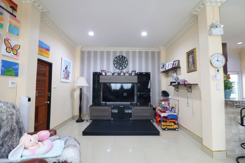 ขายบ้านสวย สไตล์โมเดิร์น 4 ห้องนอน 4 ห้องน้ำ อุดรธานี, อุดรธานี, หมากแข้ง, เมืองอุดรธานี, อุดรธานี, 225 ตร.ม., บ้านเดี่ยว ขาย, โดย วีรภัทรา ดาร์เปอร์, 500474385 - DDproperty.com