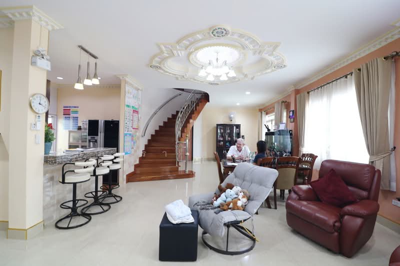 ขายบ้านสวย สไตล์โมเดิร์น 4 ห้องนอน 4 ห้องน้ำ อุดรธานี, อุดรธานี, หมากแข้ง, เมืองอุดรธานี, อุดรธานี, 225 ตร.ม., บ้านเดี่ยว ขาย, โดย วีรภัทรา ดาร์เปอร์, 500474385 - DDproperty.com