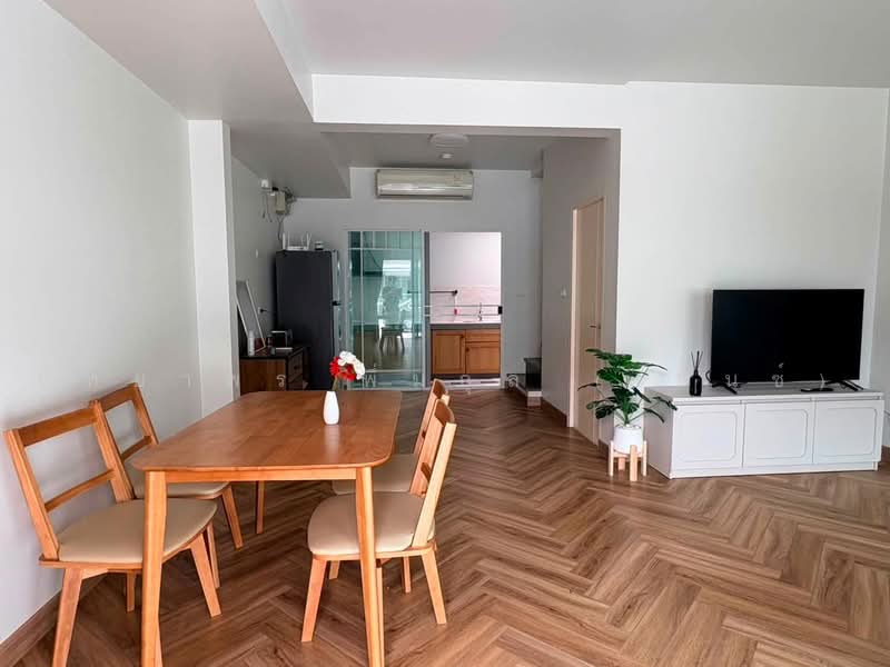 Indy Bangna Km.7 (2), Samut Prakan, 109 Soi Bangna-Trad 42, Bang Kaeo, Bang Plee, Samut Prakan, 2 Bedrooms, 99 sqm, Townhouse For Rent, by Nattayaporn Peumkul (Benz), 500474394 - DDproperty.com