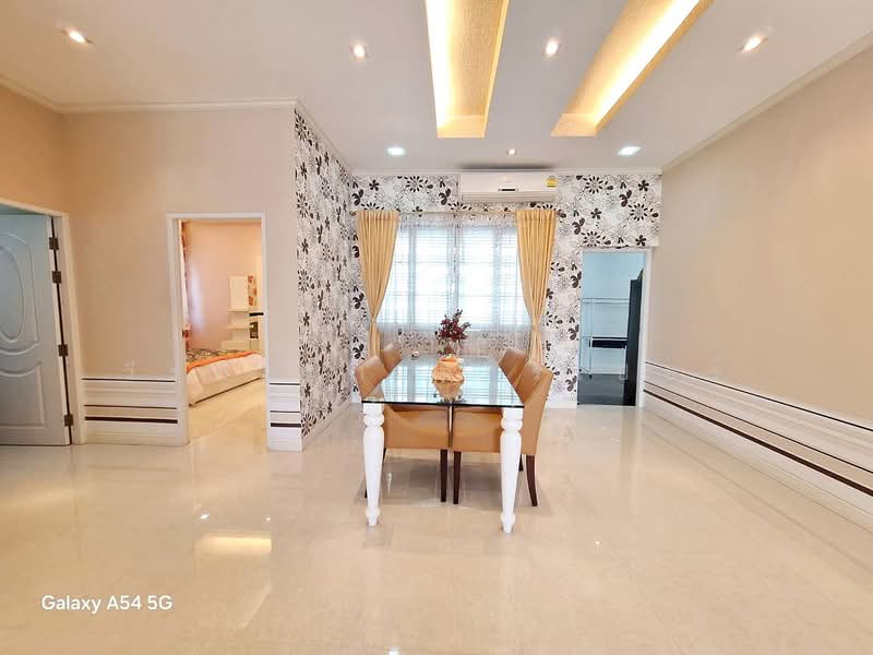 บ้านสำหรับครอบครัว อุดรธานี 3ห้องนอน ตกแต่งพร้อมเข้าอยู่แล้ว, อุดรธานี, หนองบัว, เมืองอุดรธานี, อุดรธานี, 135 ตร.ม., บ้านเดี่ยว ขาย, โดย วีรภัทรา ดาร์เปอร์, 500474407 - DDproperty.com