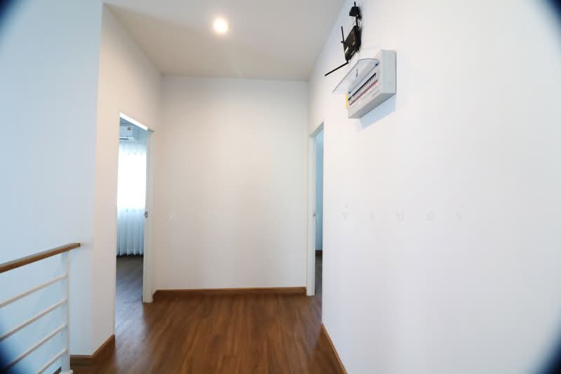 Affordable 4 Brm, 4 Bth Home For Sale Thana Siri Village Udon Thani, Udon Thani, Ni Kom Song Khro, Muang Udon Thani, Udon Thani, 4 Bedrooms, 164 sqm, Single Detached House For Sale, by วีรภัทรา ดาร์เปอร์, 500474424 - DDproperty.com