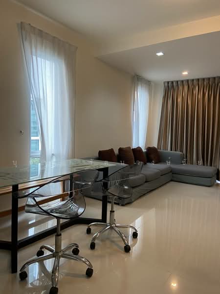 Town Avenue Srinagarindra, Bangkok, Soi On Nut 68, Suan Luang, Bangkok, 3 Bedrooms, 195 sqm, Townhouse For Rent, by บุษบา รัตนวงษ์ชัย, 500474425 - DDproperty.com