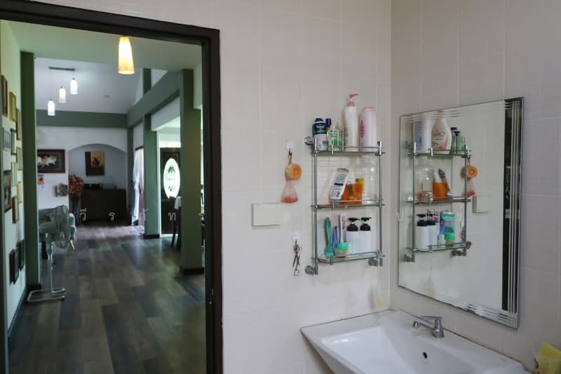 ขายบ้านเดี่ยว 2 ชั้น เชียงหวาง เพ็ญ อุดรธานี 4 ห้องนอน, อุดรธานี, เชียงหวาง, เพ็ญ, อุดรธานี, 217 ตร.ม., บ้านเดี่ยว ขาย, โดย วีรภัทรา ดาร์เปอร์, 500474499 - DDproperty.com