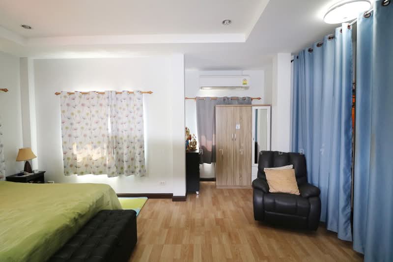4 Brm 2 Bth Home House for Sale Chiang Wang, Phen, Udon Thani, Chiang Wang, Phen, Udon Thani, 4 Bedrooms, 217 sqm, Single Detached House For Sale, by วีรภัทรา ดาร์เปอร์, 500474499 - DDproperty.com