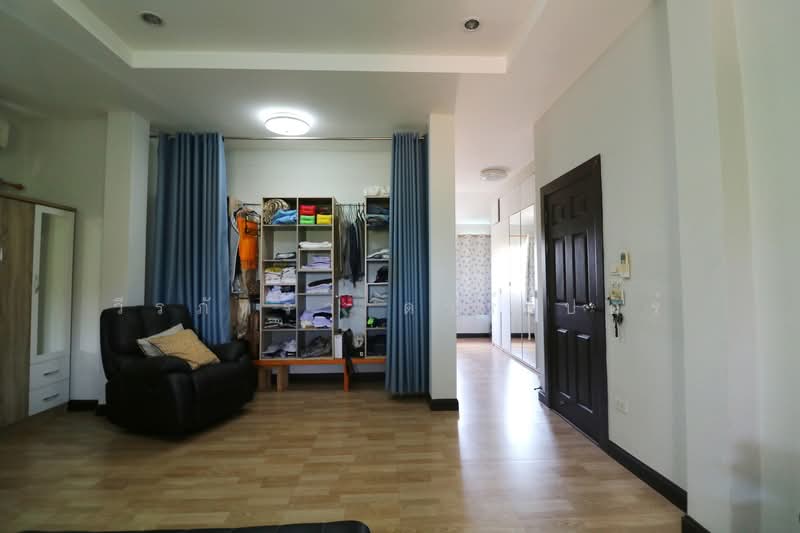 4 Brm 2 Bth Home House for Sale Chiang Wang, Phen, Udon Thani, Chiang Wang, Phen, Udon Thani, 4 Bedrooms, 217 sqm, Single Detached House For Sale, by วีรภัทรา ดาร์เปอร์, 500474499 - DDproperty.com