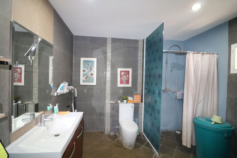 ขายบ้านเดี่ยว 2 ชั้น เชียงหวาง เพ็ญ อุดรธานี 4 ห้องนอน, อุดรธานี, เชียงหวาง, เพ็ญ, อุดรธานี, 217 ตร.ม., บ้านเดี่ยว ขาย, โดย วีรภัทรา ดาร์เปอร์, 500474499 - DDproperty.com