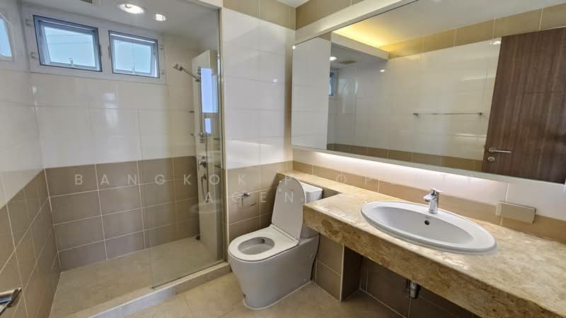 Blossom Ville, Bangkok, Sukhumvit 63 Road, Phra Kanong Nua, Watthana, Bangkok, 3 Bedrooms, 258 sqm, Condo For Rent, by BANGKOK PROPERTY AGENTS, 500474505 - DDproperty.com