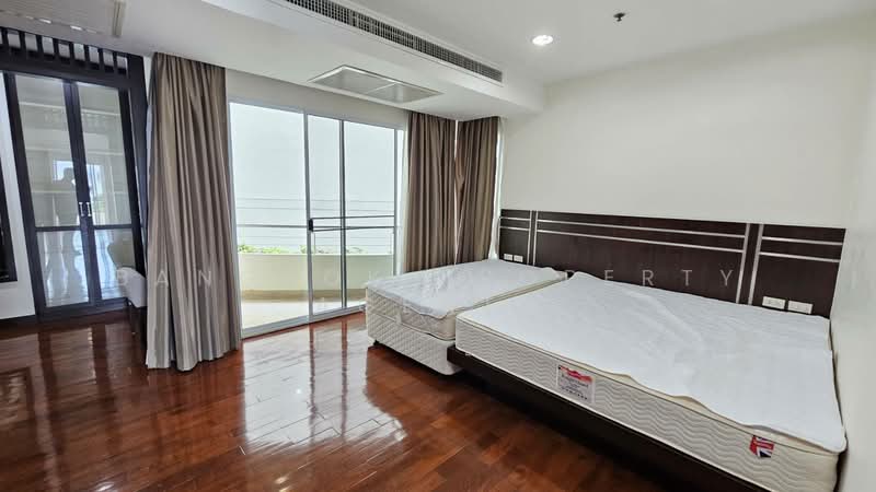 Blossom Ville, Bangkok, Sukhumvit 63 Road, Phra Kanong Nua, Watthana, Bangkok, 3 Bedrooms, 258 sqm, Condo For Rent, by BANGKOK PROPERTY AGENTS, 500474505 - DDproperty.com