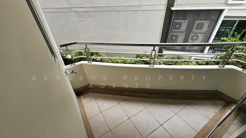 Blossom Ville, Bangkok, Sukhumvit 63 Road, Phra Kanong Nua, Watthana, Bangkok, 3 Bedrooms, 258 sqm, Condo For Rent, by BANGKOK PROPERTY AGENTS, 500474505 - DDproperty.com