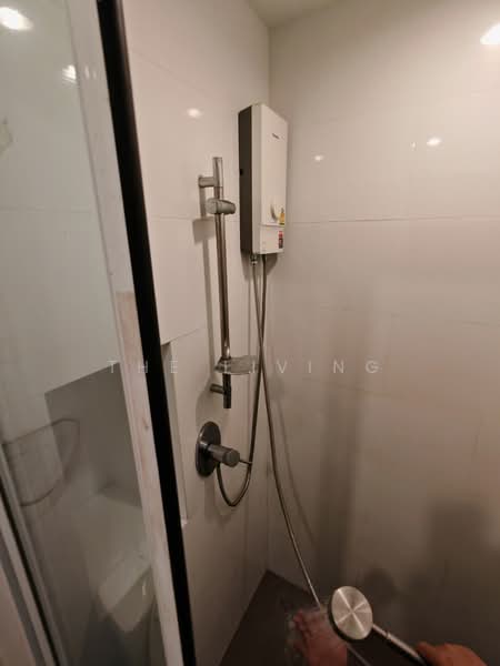 The Base Park East Sukhumvit 77, Bangkok, 99 Soi Pridi Banomyong 2, Phra Kanong Nua, Watthana, Bangkok, 1 Bedroom, 30 sqm, Condo For Rent, by The Living Bangkok, 500474512 - DDproperty.com