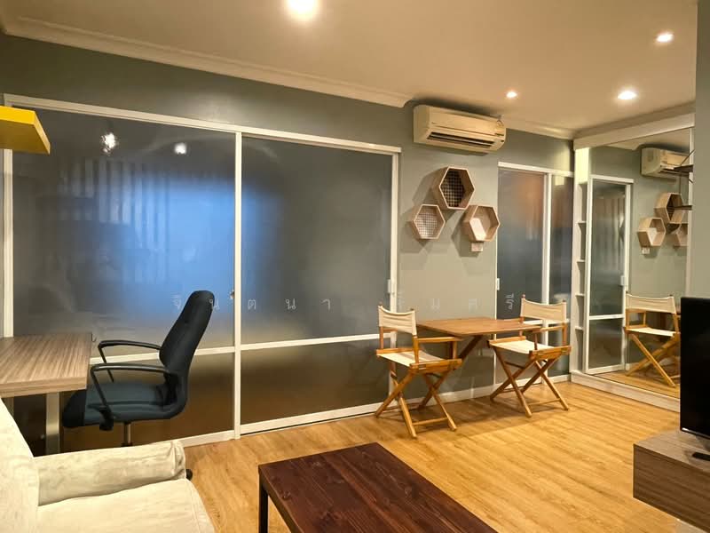 Lumpini Place Rama 9-Ratchada, Bangkok, Rama 9 Road, Huai Khwang, Bangkok, 1 Bedroom, 38 sqm, Condo For Rent, by Jintana Limsri, 500474524 - DDproperty.com