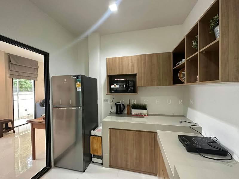 Aura Lite Ramkhamhaeng 94, Bangkok, ซอยรามคำแหง 94 ถนนสะพานสูง, Saphan Sung, Bangkok, 3 Bedrooms, 180 sqm, Townhouse For Rent, by Thiti Boonchurn, 500474543 - DDproperty.com