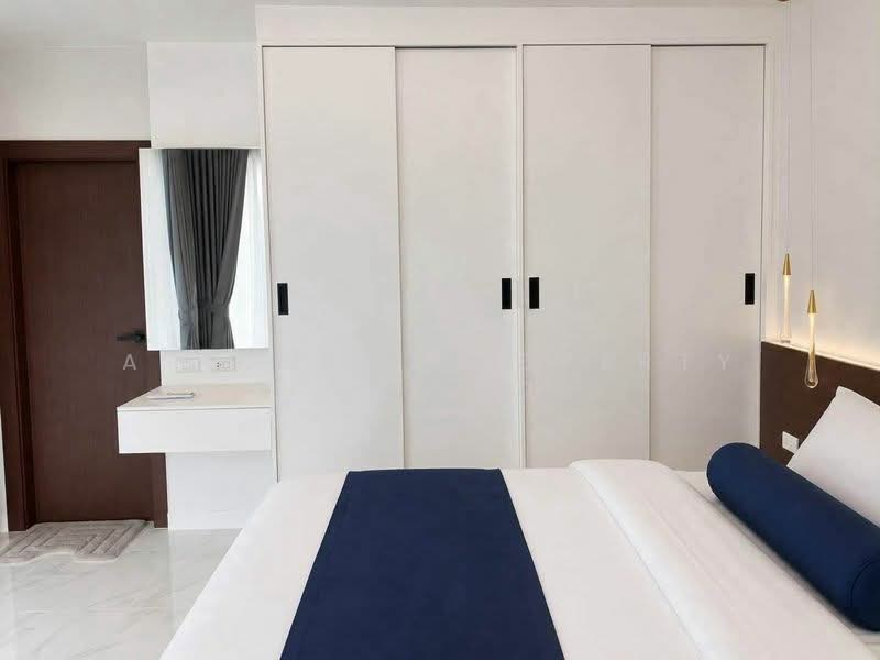 Newly built luxury pool villa in Pattaya, near Dongtan Beach. Excellent location, Chon Buri (Pattaya), Nong Pru, Bang Lamung (Pattaya), Chon Buri (Pattaya), 5 Bedrooms, 300 sqm, Villa For Sale, by A House Property Co.,Ltd., 500474556 - DDproperty.com