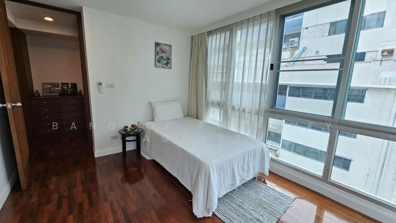 Sathorn Gallery Residences, Bangkok, 70 Pan Road, Silom, Bang Rak, Bangkok, 3 Bedrooms, 200 sqm, Condo For Rent, by BANGKOK PROPERTY AGENTS, 500474575 - DDproperty.com