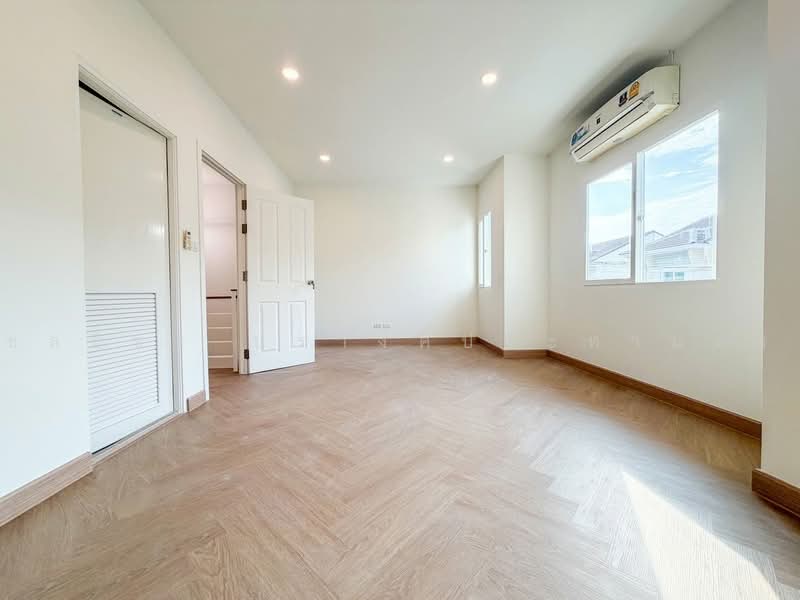 Pruksa Town Ratchapruk, Bangkok, Ratchaphruek Road, Bang Prom, Taling Chan, Bangkok, 3 Bedrooms, 110 sqm, Townhouse For Rent, by ชลธิชา ปรางค์ประทานพร, 500474579 - DDproperty.com