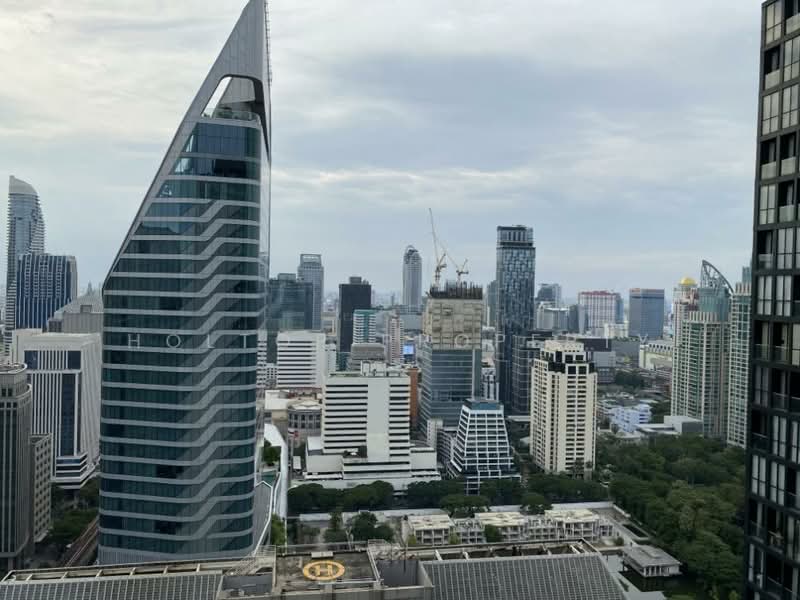 Noble Ploenchit, Bangkok, 1035 Ploenchit Road, Lumphini, Pathum Wan, Bangkok, 1 Bedroom, 45 sqm, Condo For Rent, by Holtop Property, 500474580 - DDproperty.com