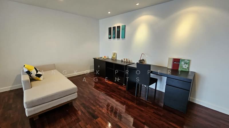 Sathorn Gallery Residences : สาทร แกลลอรี่ เรสซิเด้นซ์, กรุงเทพ, 70 Pan Road, สีลม, บางรัก, กรุงเทพ, 230 ตร.ม., คอนโด ให้เช่า, โดย BANGKOK PROPERTY AGENTS, 500474583 - DDproperty.com