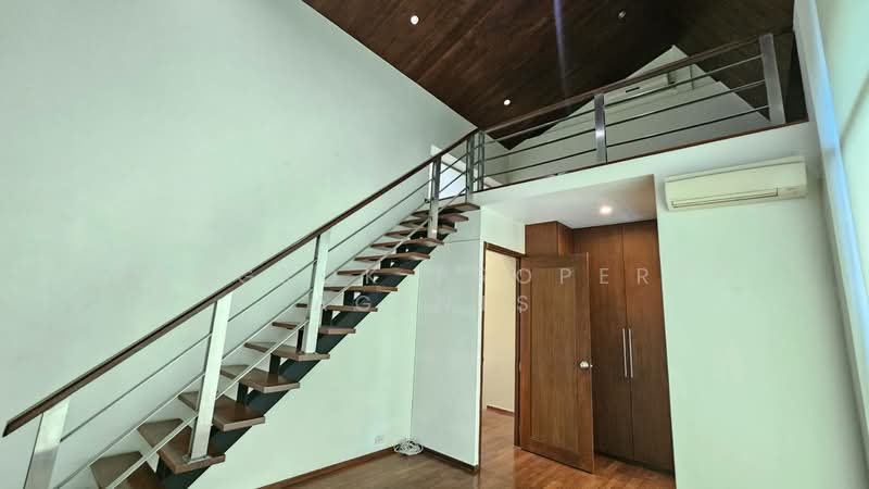Townhouse in Ekkamai, Bangkok, Khlong Tan Nua, Watthana, Bangkok, 5 Bedrooms, 400 sqm, Townhouse For Rent, by BANGKOK PROPERTY AGENTS, 500474595 - DDproperty.com
