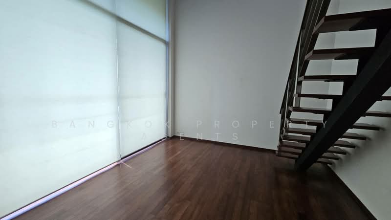 Townhouse in Ekkamai, Bangkok, Khlong Tan Nua, Watthana, Bangkok, 5 Bedrooms, 400 sqm, Townhouse For Rent, by BANGKOK PROPERTY AGENTS, 500474595 - DDproperty.com