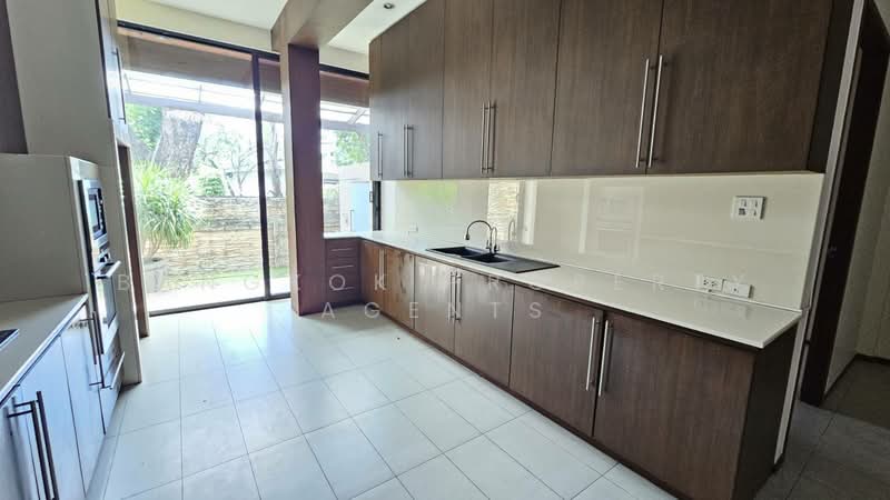 Townhouse in Ekkamai, กรุงเทพ, คลองตันเหนือ, วัฒนา, กรุงเทพ, 400 ตร.ม., ทาวน์เฮ้าส์ ให้เช่า, โดย BANGKOK PROPERTY AGENTS, 500474595 - DDproperty.com
