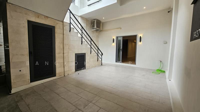 Townhome in Ekkamai, กรุงเทพ, คลองตันเหนือ, วัฒนา, กรุงเทพ, 350 ตร.ม., ทาวน์เฮ้าส์ ให้เช่า, โดย BANGKOK PROPERTY AGENTS, 500474602 - DDproperty.com