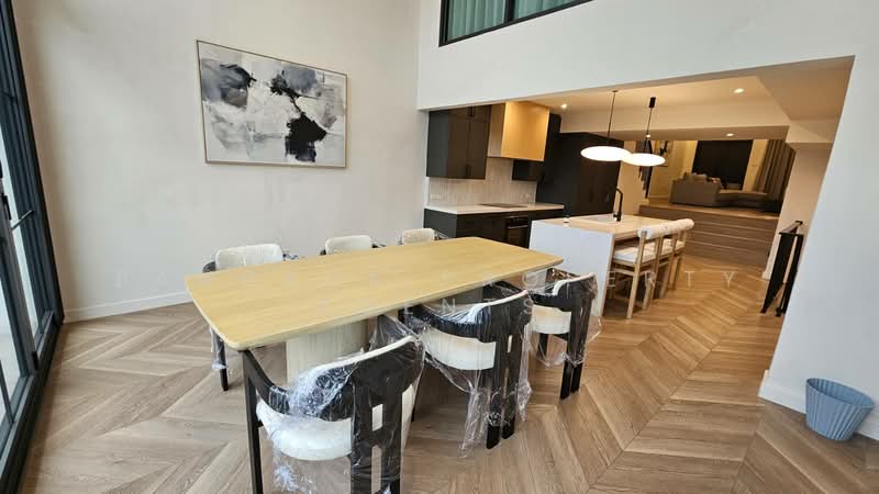 Townhome in Ekkamai, กรุงเทพ, คลองตันเหนือ, วัฒนา, กรุงเทพ, 350 ตร.ม., ทาวน์เฮ้าส์ ให้เช่า, โดย BANGKOK PROPERTY AGENTS, 500474602 - DDproperty.com