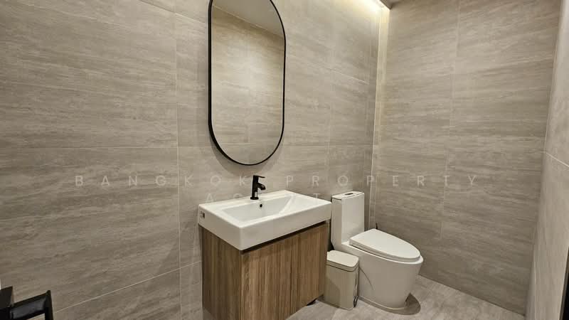 Townhome in Ekkamai, กรุงเทพ, คลองตันเหนือ, วัฒนา, กรุงเทพ, 350 ตร.ม., ทาวน์เฮ้าส์ ให้เช่า, โดย BANGKOK PROPERTY AGENTS, 500474602 - DDproperty.com