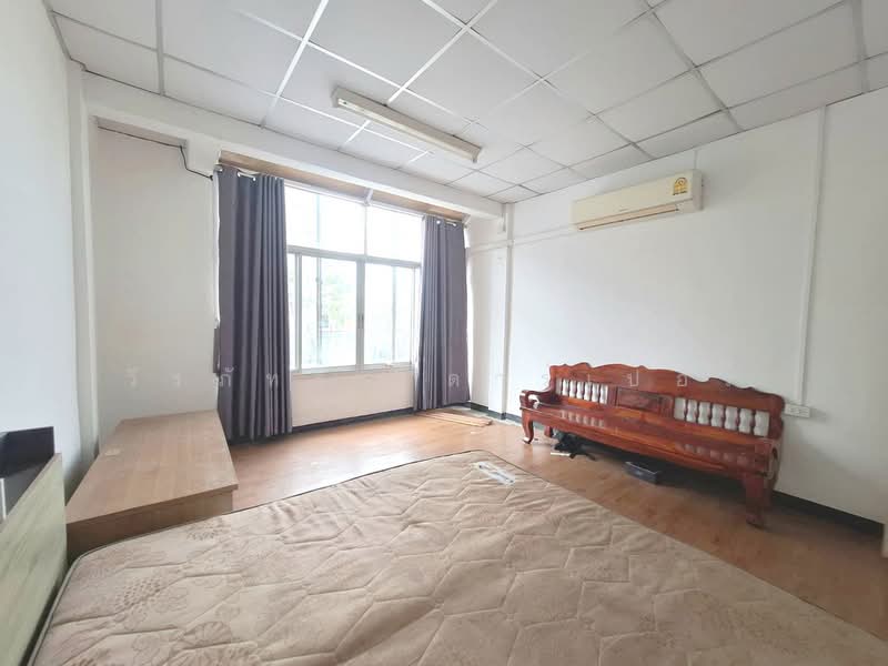 Burger Breakfast And Cafe Lounge Khon Kaen For Sale, Khon Kaen, Nai Muang, Muang Khon Kaen, Khon Kaen, , 210 sqm, Shophouse For Sale, by วีรภัทรา ดาร์เปอร์, 500474607 - DDproperty.com