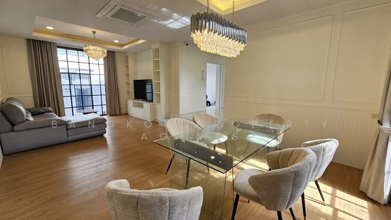 Townhouse - Ekkamai 12, Bangkok, Khlong Tan Nua, Watthana, Bangkok, 4 Bedrooms, 350 sqm, Townhouse For Rent, by BANGKOK PROPERTY AGENTS, 500474610 - DDproperty.com