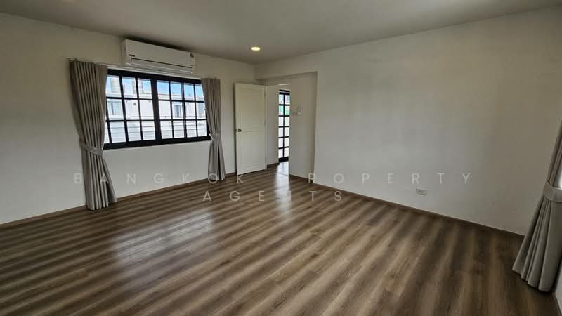Townhouse - Ekkamai 12, กรุงเทพ, คลองตันเหนือ, วัฒนา, กรุงเทพ, 350 ตร.ม., ทาวน์เฮ้าส์ ให้เช่า, โดย BANGKOK PROPERTY AGENTS, 500474610 - DDproperty.com