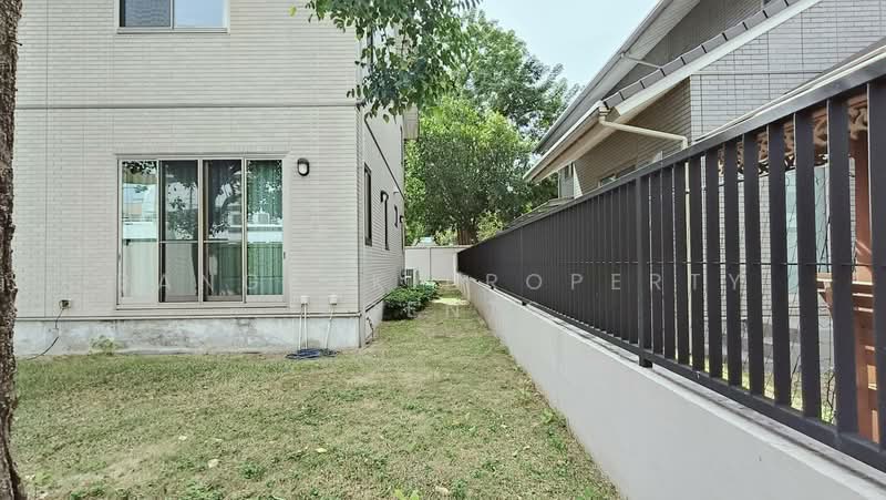House with Private Garden in PHROMPHONG, Bangkok, Khong Tan, Khlong Toei, Bangkok, 4 Bedrooms, 300 sqm, Single Detached House For Rent, by BANGKOK PROPERTY AGENTS, 500474650 - DDproperty.com