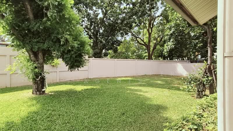 House with Private Garden in PHROMPHONG, Bangkok, Khong Tan, Khlong Toei, Bangkok, 4 Bedrooms, 300 sqm, Single Detached House For Rent, by BANGKOK PROPERTY AGENTS, 500474650 - DDproperty.com