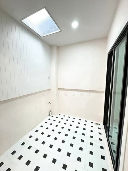 Phimonrat 1, Nonthaburi, Soi Buathong 4, Phimonrat, Bang Bua Thong, Nonthaburi, 2 Bedrooms, 80 sqm, Townhouse For Sale, by NR AGENT, 500474681 - DDproperty.com